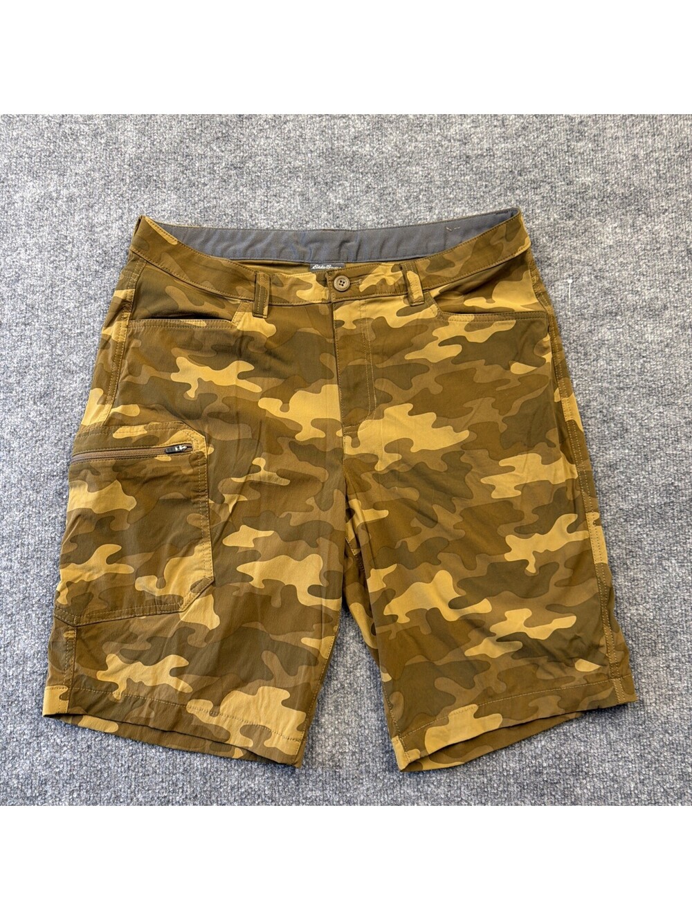 Eddie Bauer Men’s 34 Camo Brown Shorts